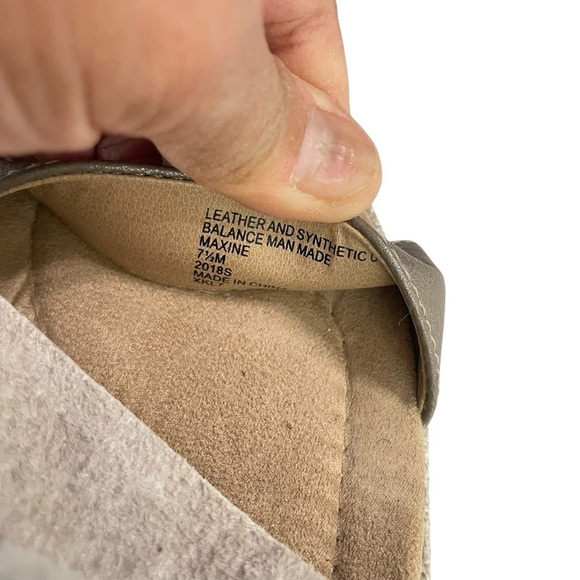 Earth Origins Sandals
7.5 M Maxine Wedge Strappy Buckle Straps Pewter Leather - Picture 9 of 13